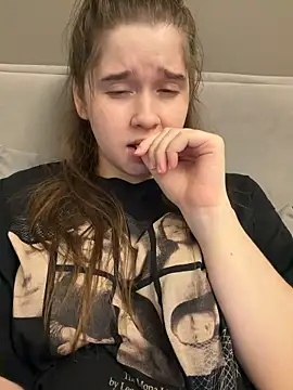 HornyGirlH online show from March 30, 10:00 pm