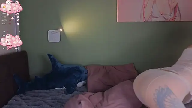 LinoAdaro online show from December 11, 1:05 am