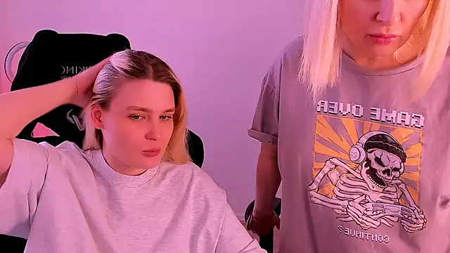 hotblonds online show from December 12, 12:12 pm