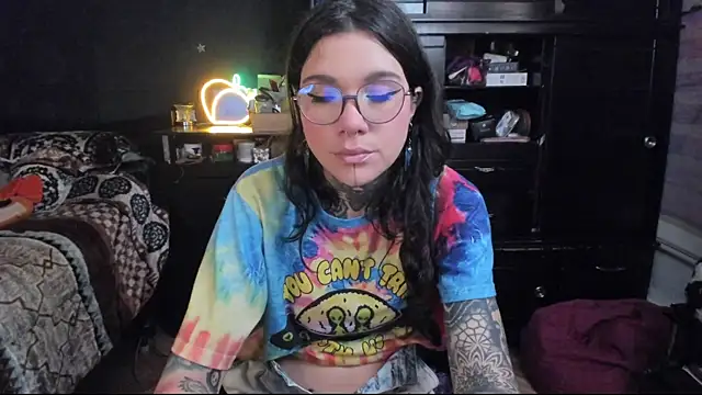 Lilmarieee online show from January 10, 10:25 pm