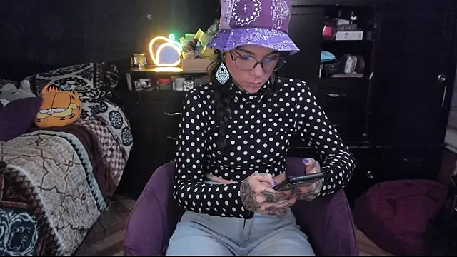 Lilmarieee online show from January 11, 10:40 pm