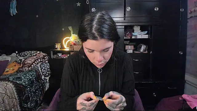 Lilmarieee online show from January 27, 10:38 pm