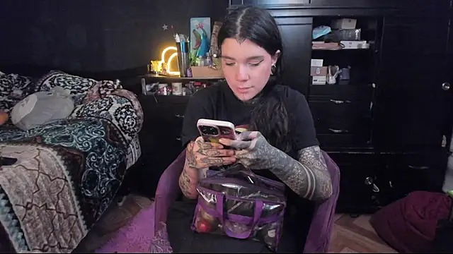 Lilmarieee online show from March 6, 10:04 pm