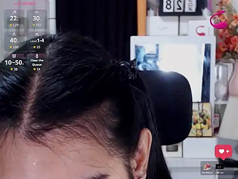 Snapshot of LAVIDALENATS chatting on December 5, 3:37 am LAVIDALENATS online show from December 5, 3:37 am