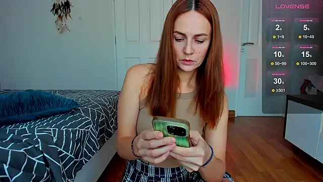 BritneyHall online show from January 3, 10:09 am