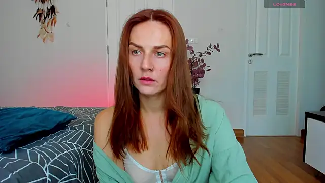 BritneyHall online show from January 22, 5:16 am