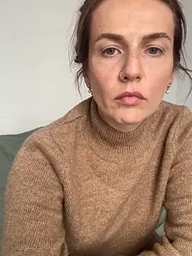 BritneyHall online show from April 22, 10:17 am