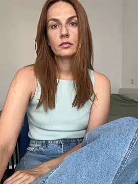 BritneyHall online show from June 26, 11:03 am