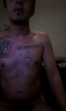 Snapshot of landy20cm chatting on December 22, 8:03 pm landy20cm online show from December 22, 8:03 pm