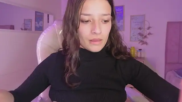 Amaia Daniells online show from October 30, 4:25 am