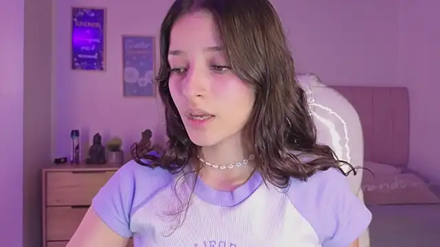 Amaia Daniells online show from November 12, 3:51 am