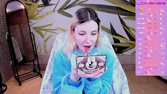 fleximona online show from December 14, 9:58 am