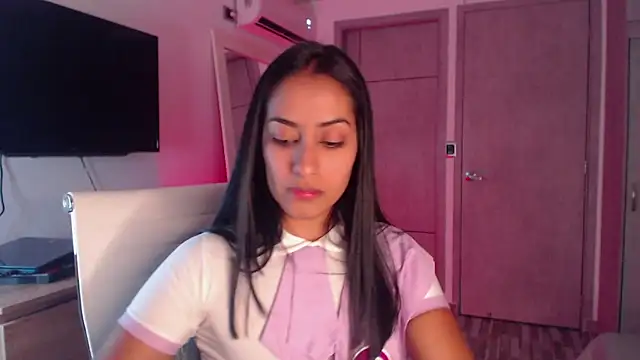 Brown skin11 online show from October 31, 10:11 pm