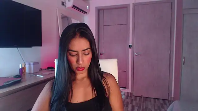 Brown skin11 online show from November 13, 10:19 pm