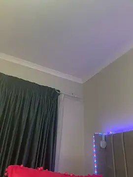 Snapshot of CummSavage chatting on July 17, 9:52 pm CummSavage online show from July 17, 9:52 pm