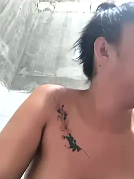 Snapshot of QuiinMollyXxX chatting on October 5, 7:56 pm QuiinMollyXxX online show from October 5, 7:56 pm