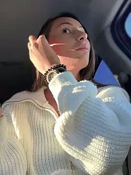 YOUR-KARINA online show from December 29, 3:33 am