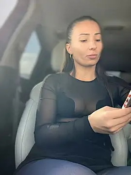 YOUR-KARINA online show from February 4, 7:51 am