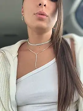 YOUR-KARINA online show from February 9, 7:49 am