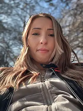 YOUR-KARINA online show from March 14, 6:32 am