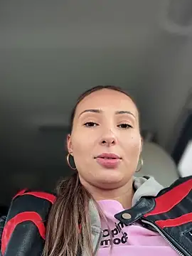 YOUR-KARINA online show from March 16, 7:48 am