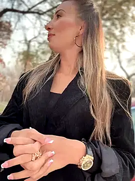 YOUR-KARINA online show from October 28, 8:29 am