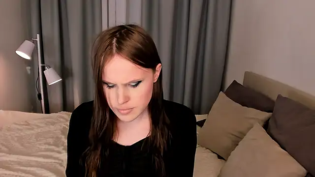 EffieMinki online show from April 9, 9:09 pm