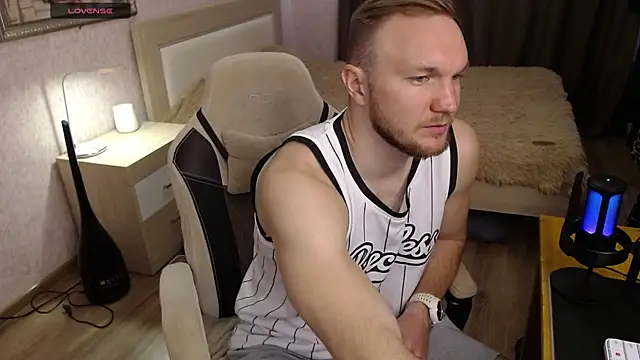 Toress1 online show from April 19, 8:46 am