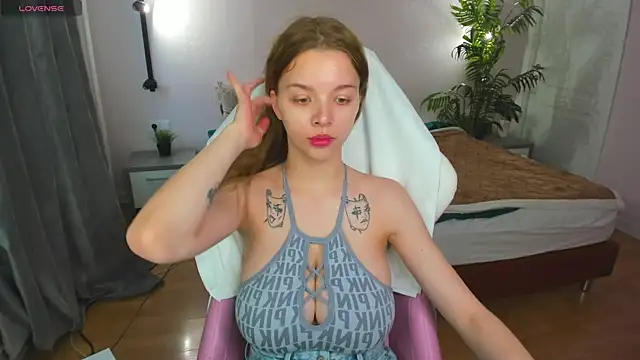 Lesya Flin online show from October 29, 10:06 am