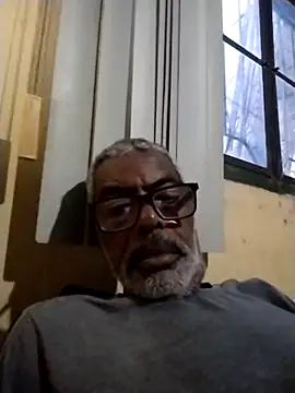 Snapshot of Thadew chatting on November 27, 8:55 pm Thadew online show from November 27, 8:55 pm