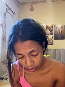 missuua online show from December 2, 2:41 pm