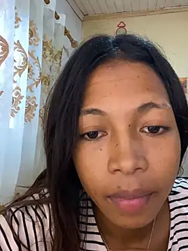 missuua online show from December 27, 2:33 pm