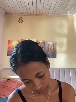 missuua online show from January 15, 12:58 pm