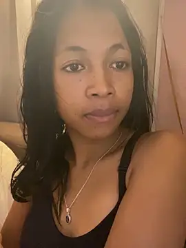 missuua online show from January 15, 7:12 pm