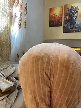 missuua online show from February 11, 10:26 am