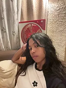 missuua online show from March 21, 7:46 pm