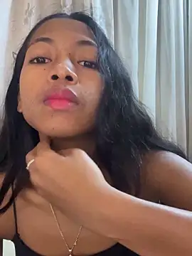 missuua online show from October 5, 4:11 am