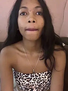 missuua online show from October 14, 7:14 pm