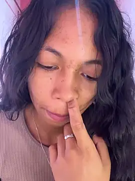 missuua online show from October 17, 10:29 am