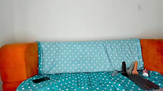 moana taylor online show from January 13, 10:58 am