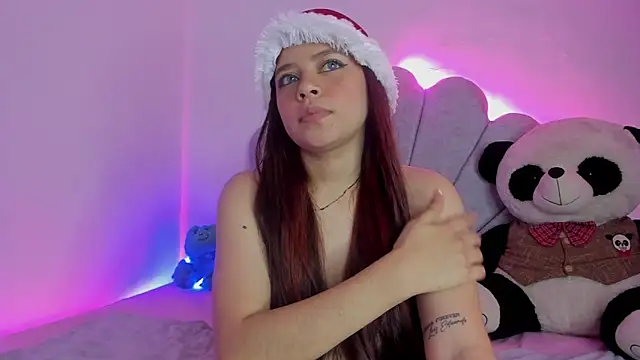 EmmaClarck online show from December 24, 8:38 pm