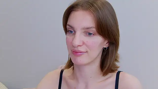 Snapshot of Beauty_Alex chatting on January 3, 4:55 am Beauty Alex online show from January 3, 4:55 am