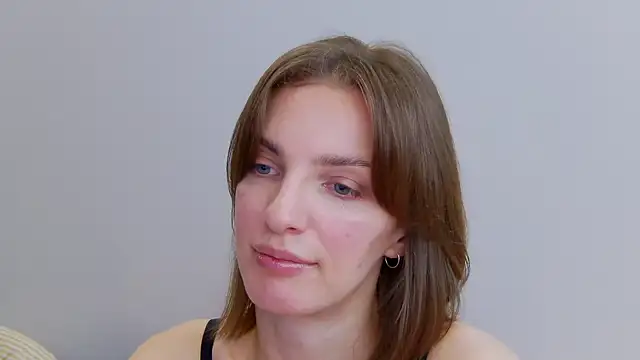 Snapshot of Beauty_Alex chatting on January 10, 5:47 am Beauty Alex online show from January 10, 5:47 am