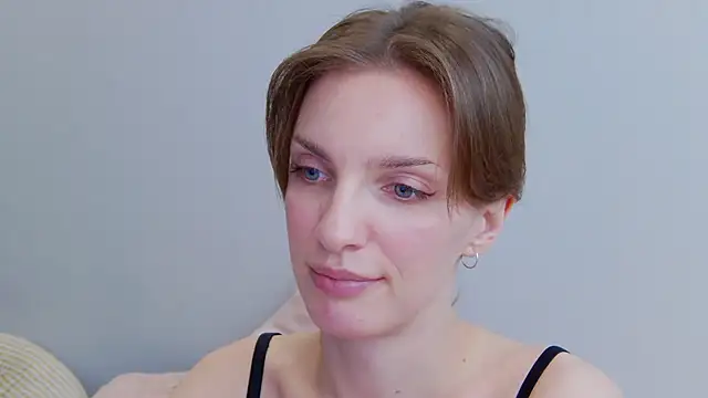 Snapshot of Beauty_Alex chatting on January 28, 4:39 am Beauty Alex online show from January 28, 4:39 am