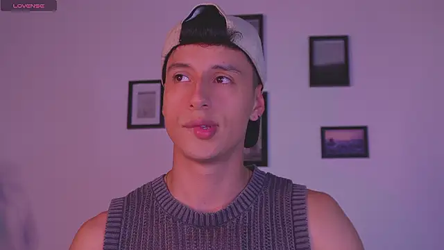 I Gabriel online show from February 26, 5:17 am