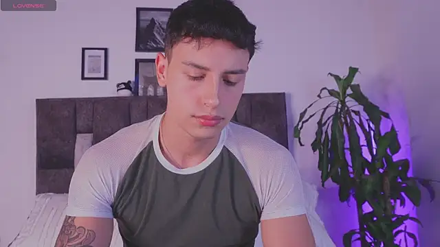 I Gabriel online show from July 7, 4:59 am
