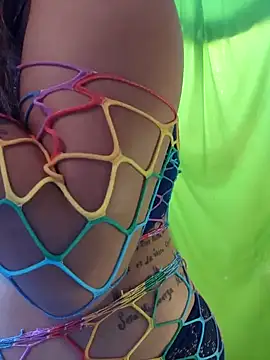 Snapshot of SexyFriends_ chatting on December 14, 1:16 pm SexyFriends  online show from December 14, 1:16 pm