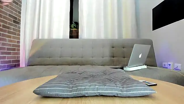 MattxFeet online show from December 10, 12:17 am