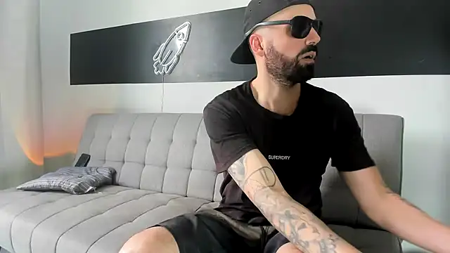 MattxFeet online show from December 18, 9:40 pm