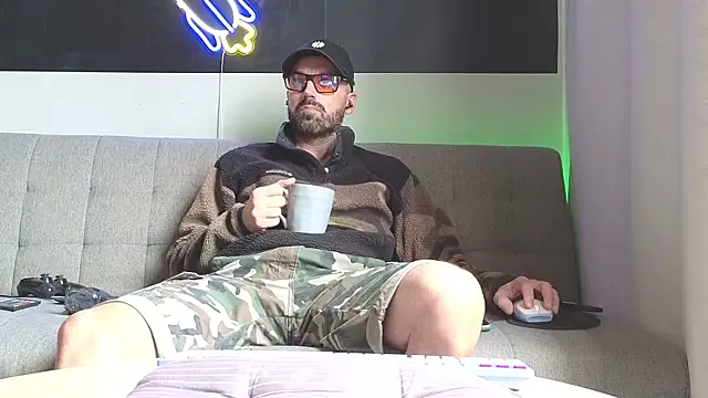 MattxFeet online show from September 28, 12:21 pm